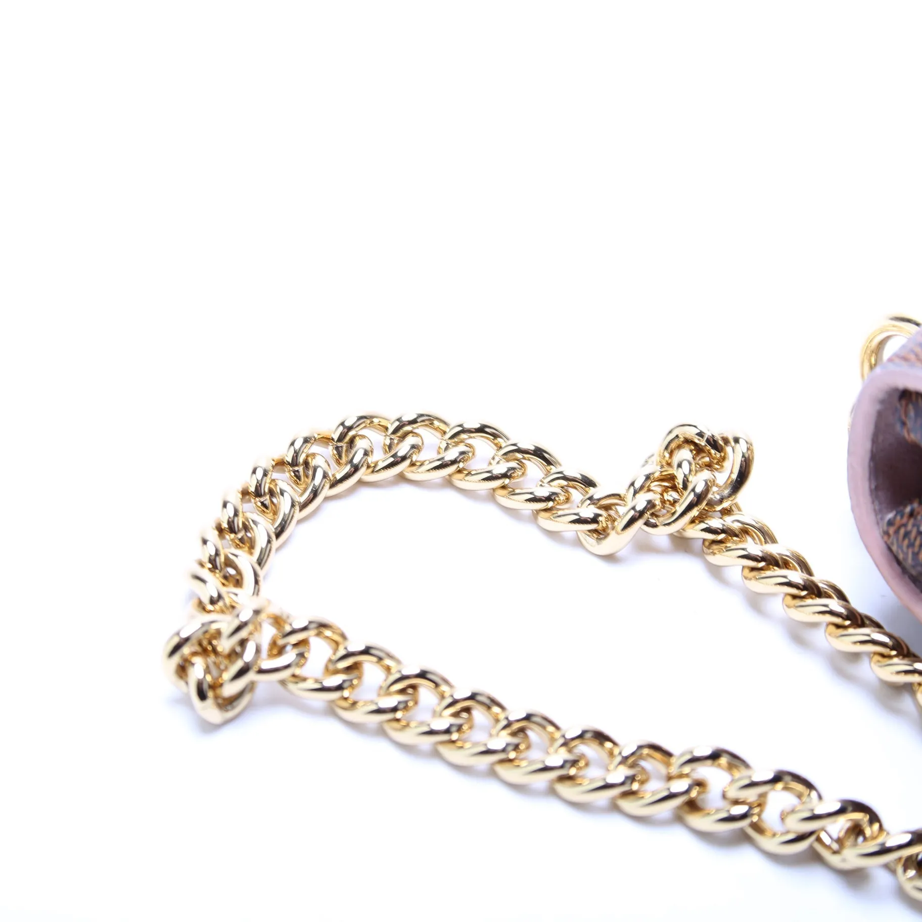 Caissa Chain Clutch